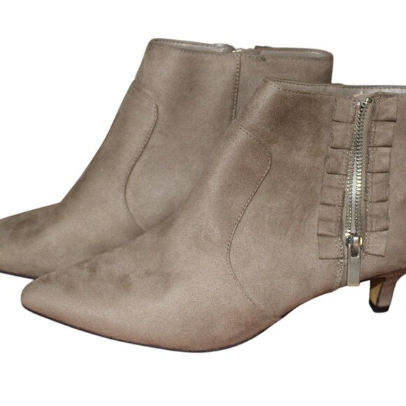 Bella Vita Boot Bootie Stone Dress Ankle Ruffle Zipper 11W NEW/DISPLAY - Picture 3 of 12